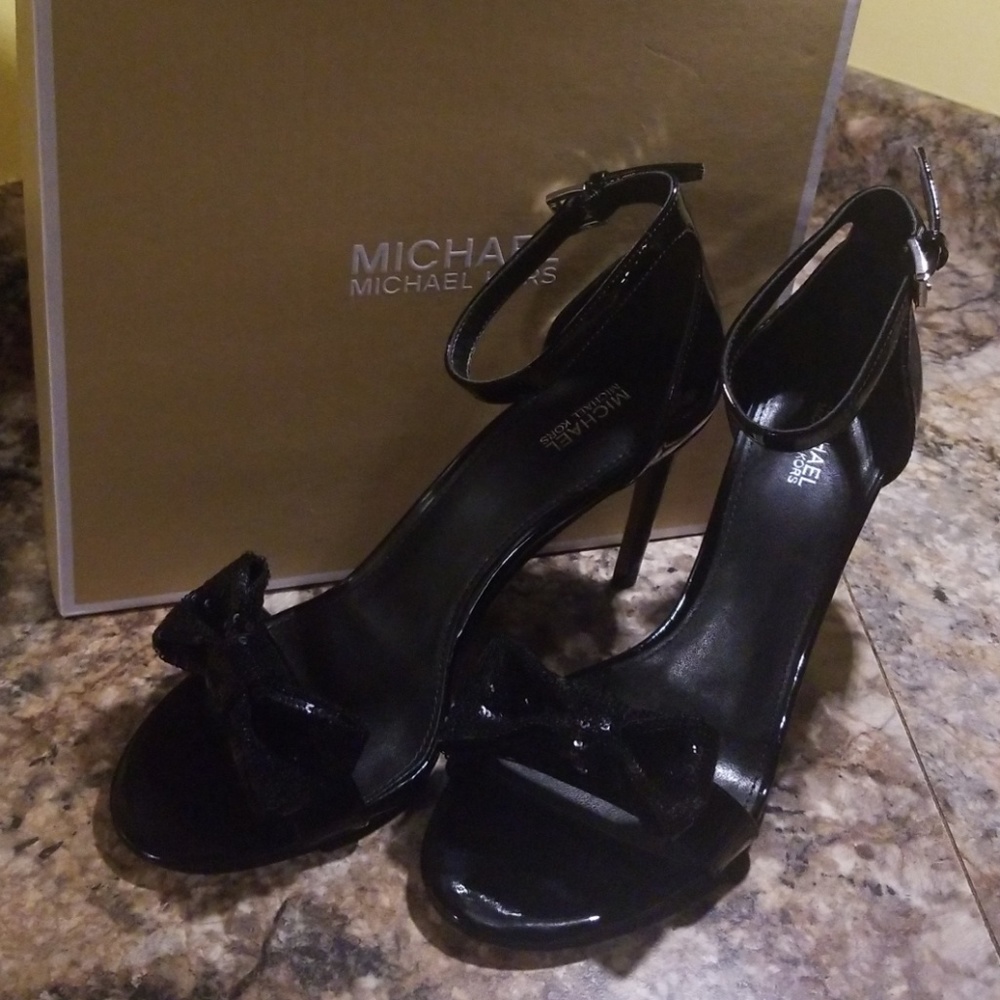 MMK shoes